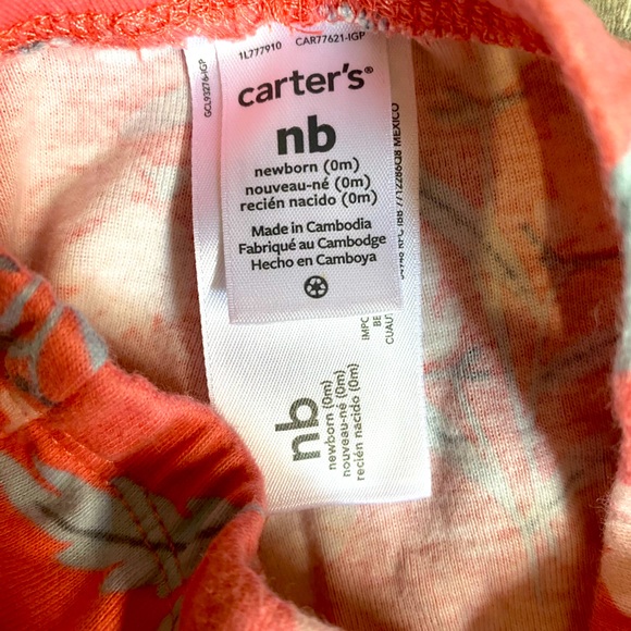 Babygirl Newborn Bundle⭐️ 6 PIECES! Onesies, footie pajamas & 2 piece matching⭐️ - Picture 5 of 14